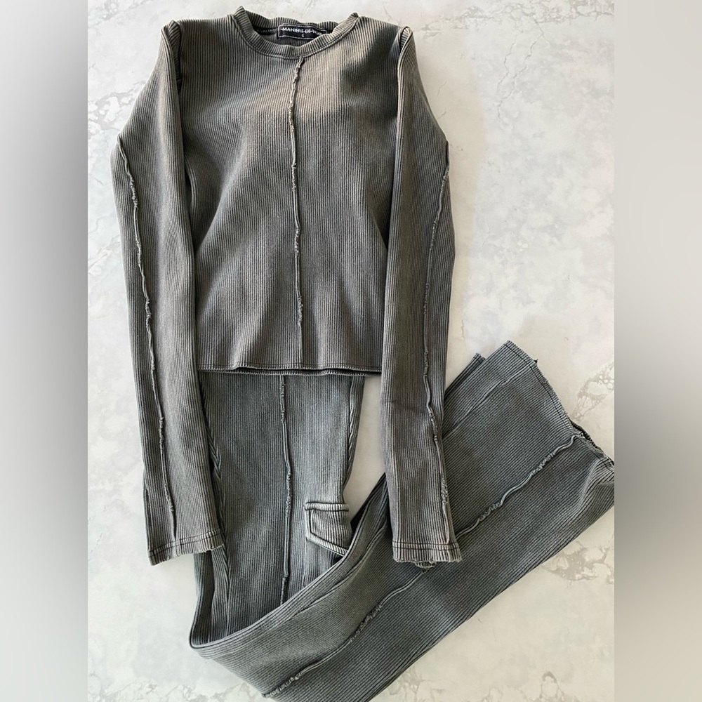 Maniere De Voir Gray Ribbed Set